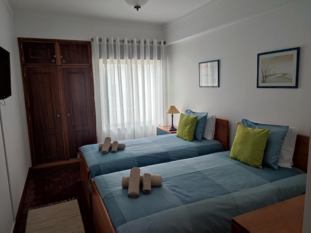 Blue Boat House - The Atlantic Breeze Apartment Nazaré Exterior photo